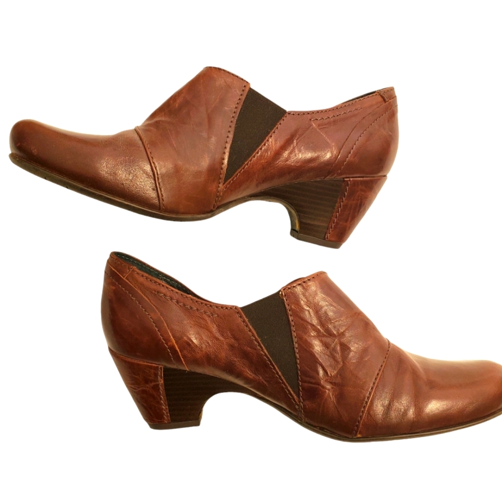 Brown leather shoes
